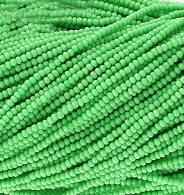 11/0 Preciosa Beads Chalk Light Green - Hank
