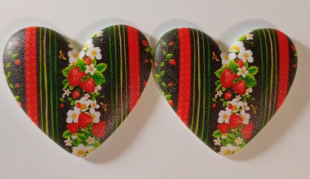 32*36mm Patterned Hearts - See Color Options