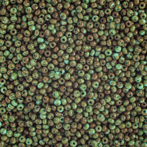 Perles de rocaille Preciosa 11/0 en travertin opaque sur turquoise