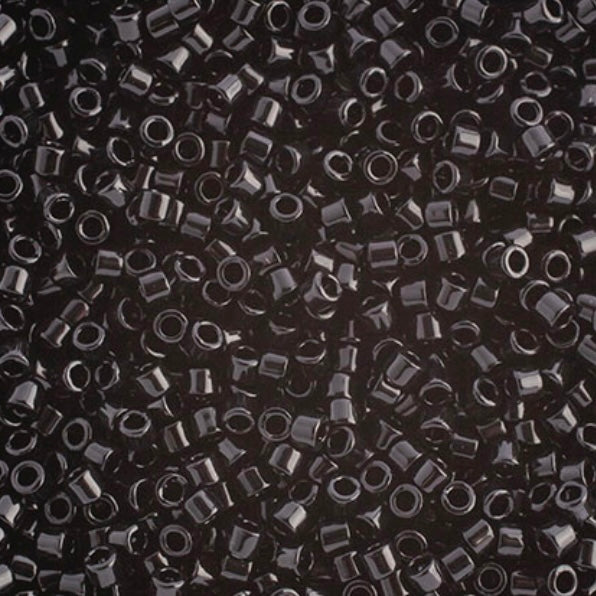 Delica 10/0 RD #0010 Black 5.2g Vial