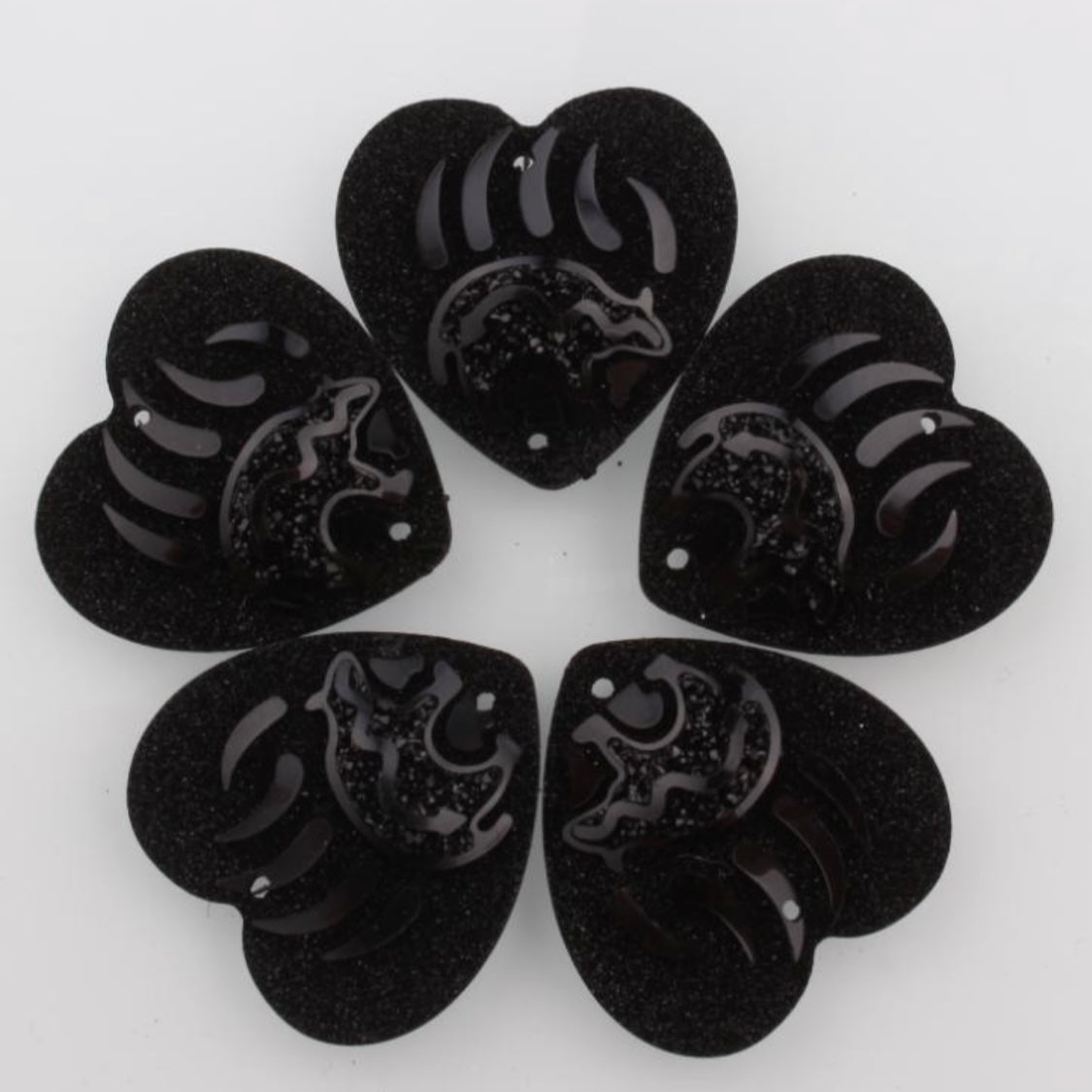 25mm Bear in Paw Heart, Resin, Sew On - See Color Options