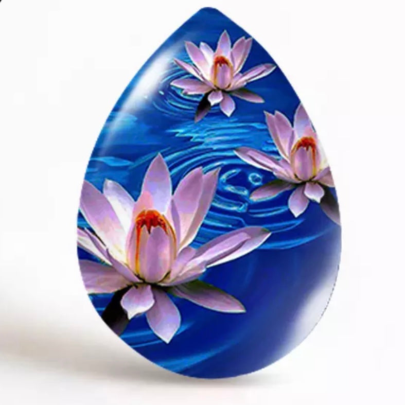 18*25mm Images on Glass, Teardrop, Glue on - See Color Options