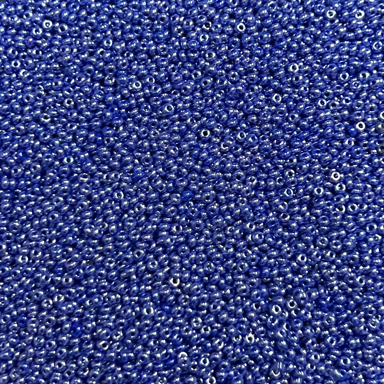 10/0 Preciosa Seed Beads Opaque Blue Luster