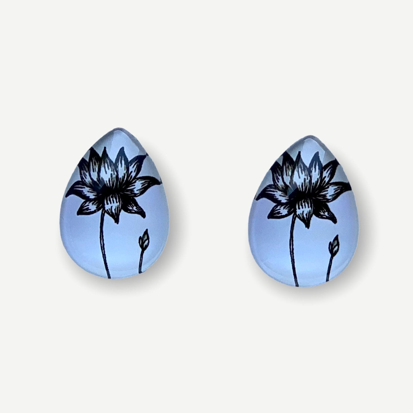 18*25mm Images on Glass, Teardrop, Glue on - See Color Options