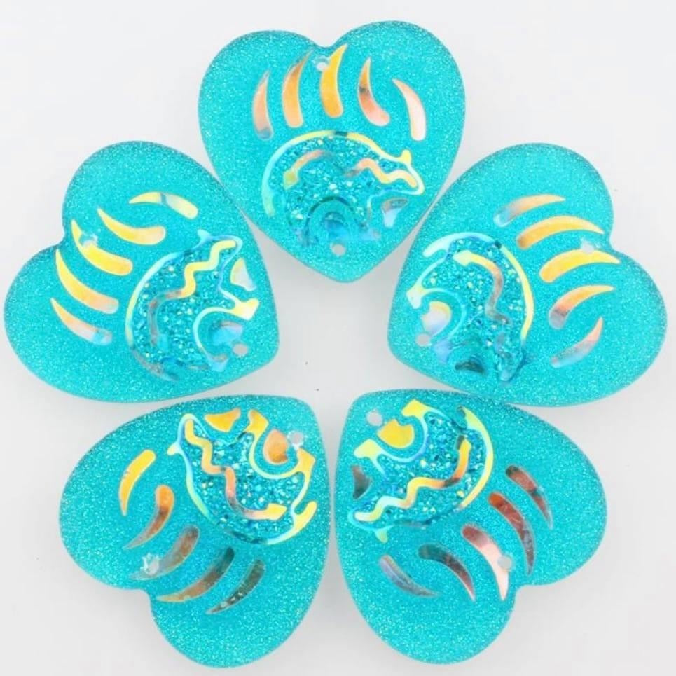 25mm Bear in Paw Heart, Resin, Sew On - See Color Options