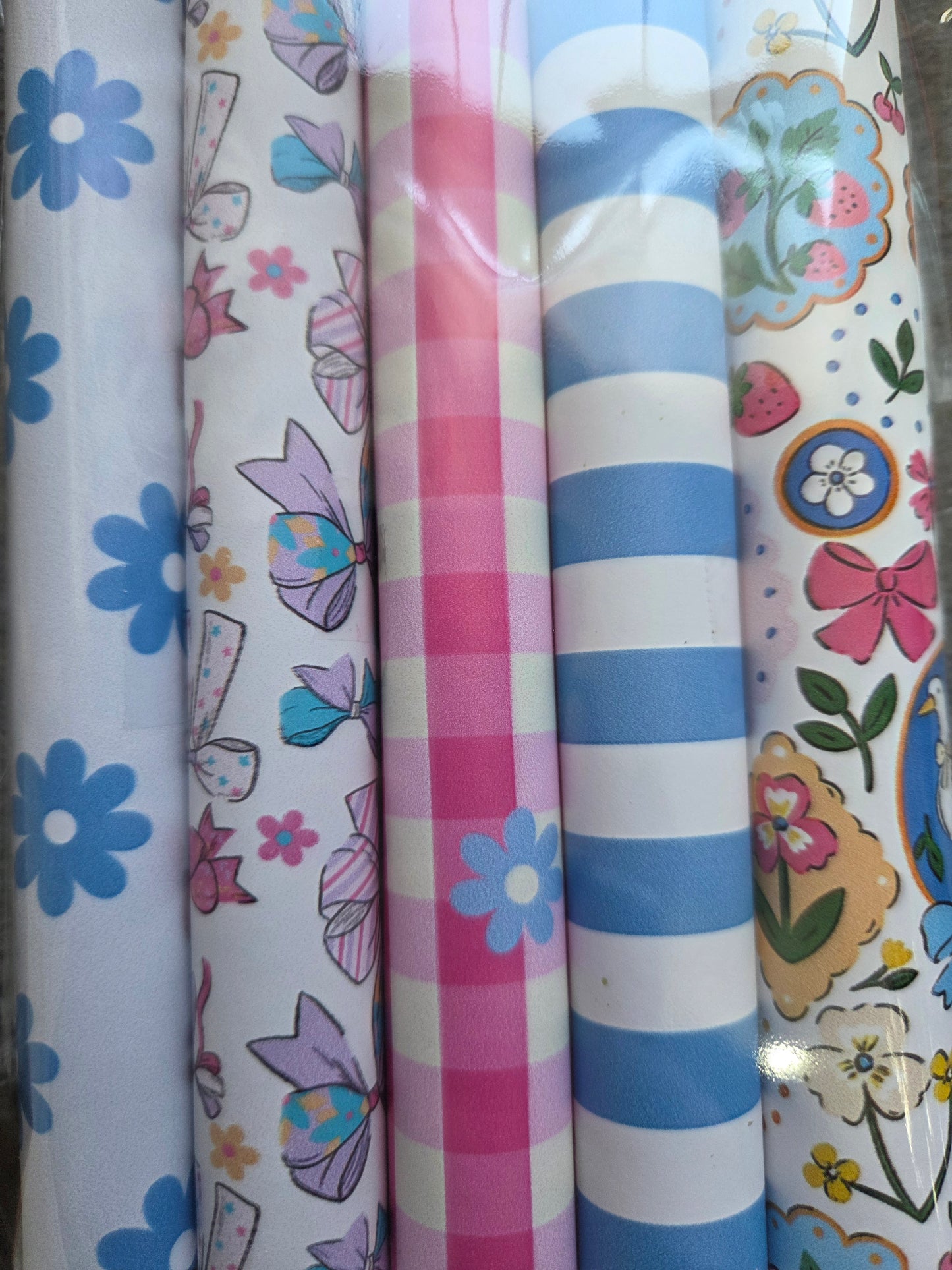 Berries and Bows Backing Set