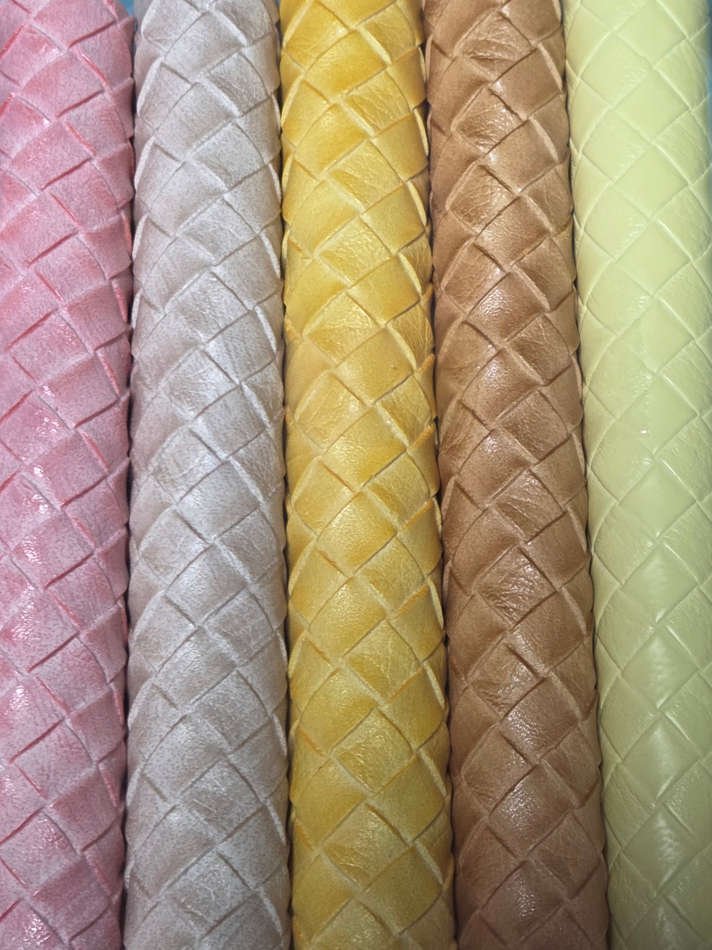 Pompous Grass Backing Set