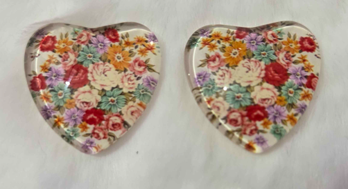 25mm Floral Heart Cabochon, Glass, Glue-on - See Color Options