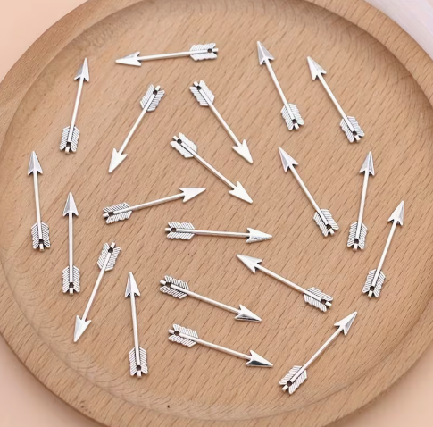 30*5mm Arrow Charm