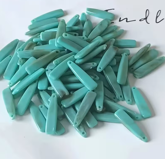 4*19mm Long Teardrop Turquoise, Acrylic, One hole