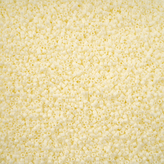 Delica 11/0 RD #2401 Opaque Light Cream Luster