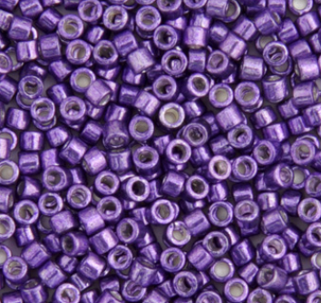 Frasco de 5,2 g teñido con esmalte opaco color lila oscuro 11/0 RD n.º 0430 de Delica