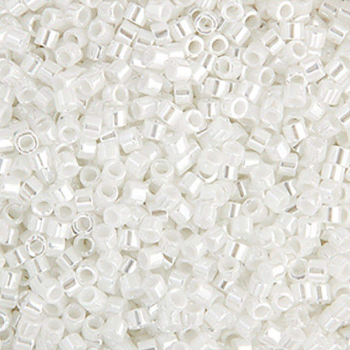 Delica 11/0 RD White Pearl Luster Flacon de 5,2 g