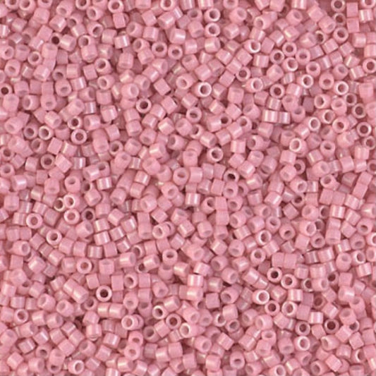 Delica 11/0 RD #1906 Agua de rosas opaca esmaltada, se vende en frasco de 5,2 g