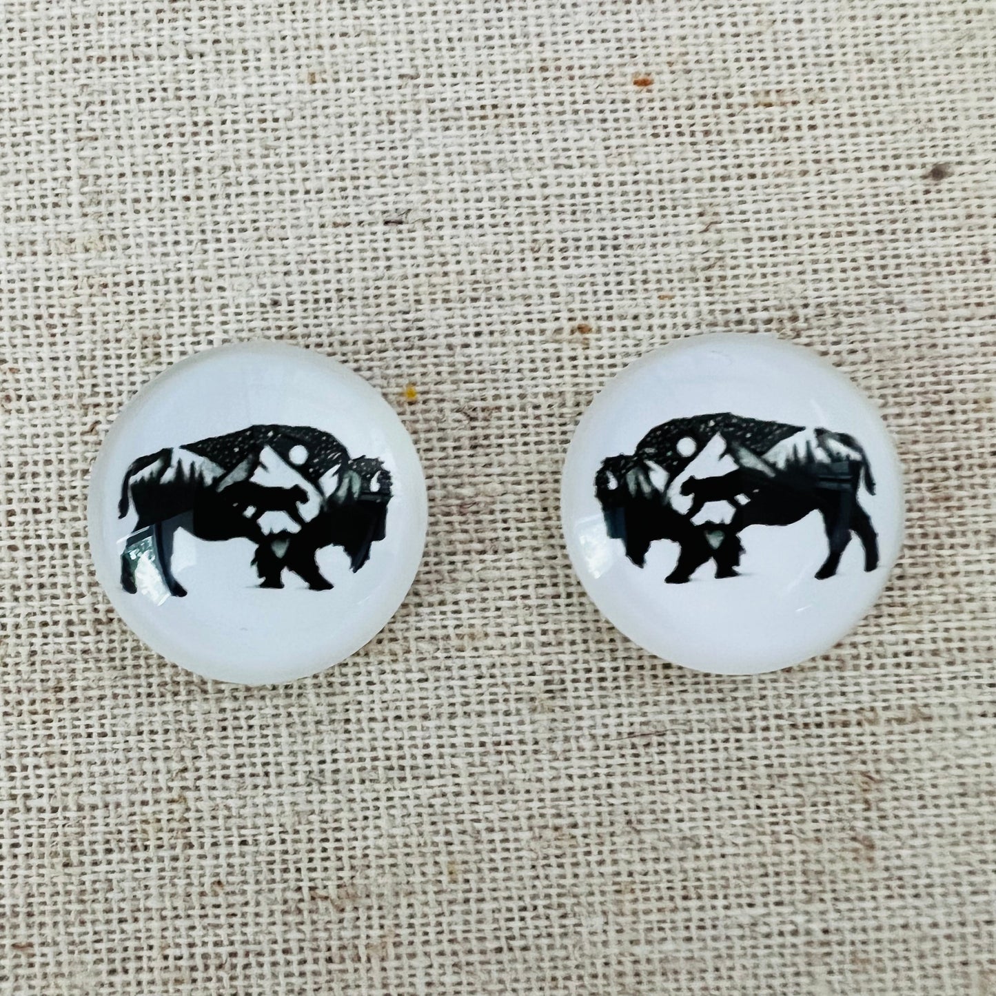 20mm Animal Silhouette with Background image in Glass, Glue on - See Color Options