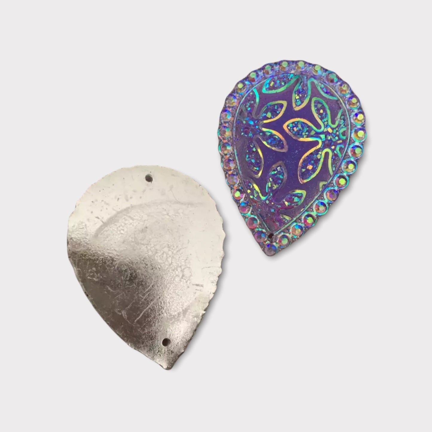 30*40 Resin Teardrop Flower AB - See Color Options