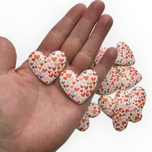 33*36mm Heart Pattern White Background Heart Shaped Resin Cab, Sold in Pairs