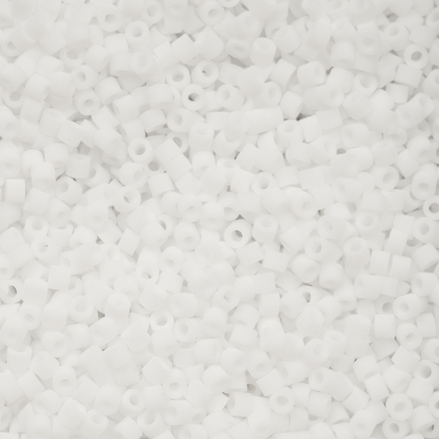 Cylin Bead 11/0 25g Bag, Matte Macaron - White